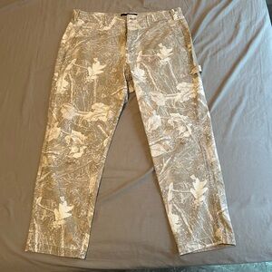 Abercrombie & Fitch Men's Woodland Cargo Pants